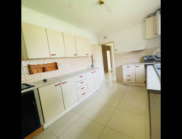 FARM FOR SALE IN GOLF VIEW